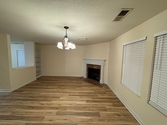 2nd image of 15464 Tyler Mill Dr