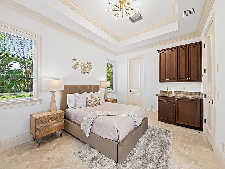 639 Middle River Dr — Photo 43