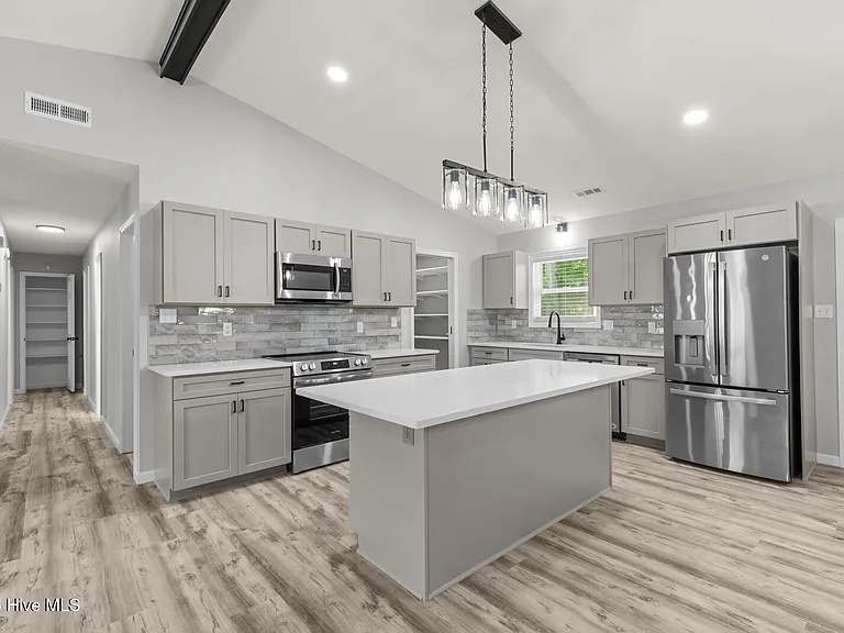111 Silver Leaf Dr — Photo 8