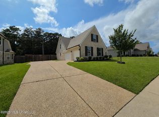 415 Vicksburg Cv, Hernando, MS 38632