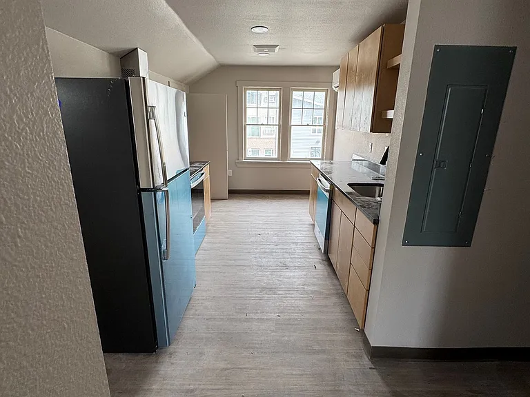 720 W Prospect Rd #101 — Photo 37