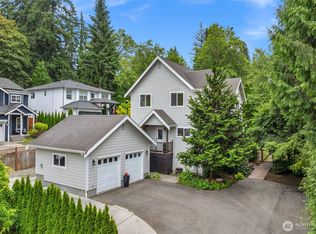 7709 NE 170th St, Kenmore, WA 98028