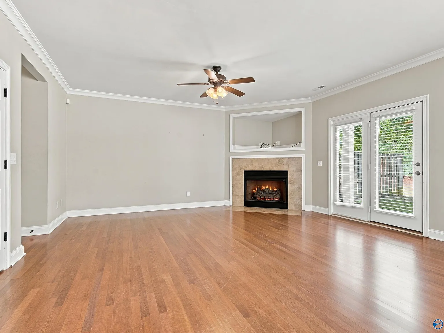 3 bed, 2.5 bath, 2154 sqft, $1,750 — Photo 3