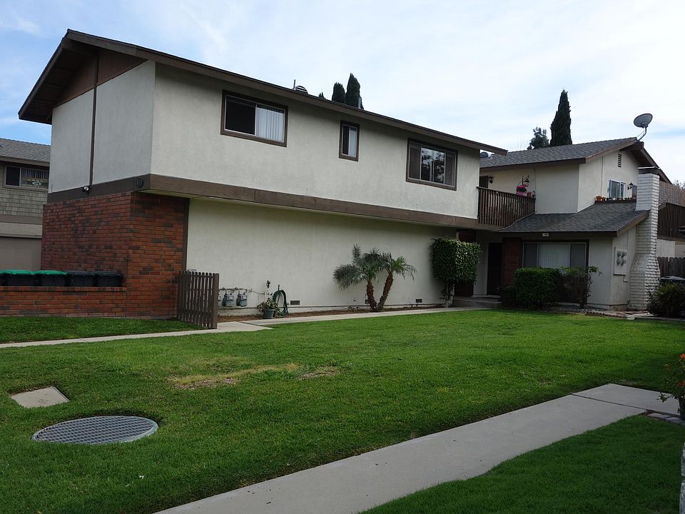Ground Floor Apartment with fenced yard