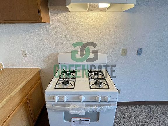 5th image of 3204 Atchison St APT 4
