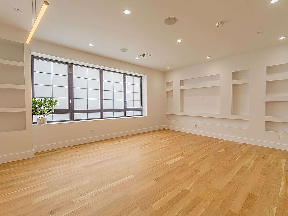1st image of 172 Wilson Ave #1R