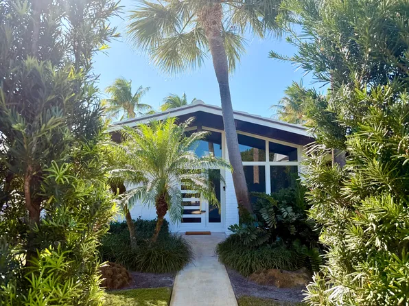 2015 Notre Dame Dr, Lake Worth, FL 33460