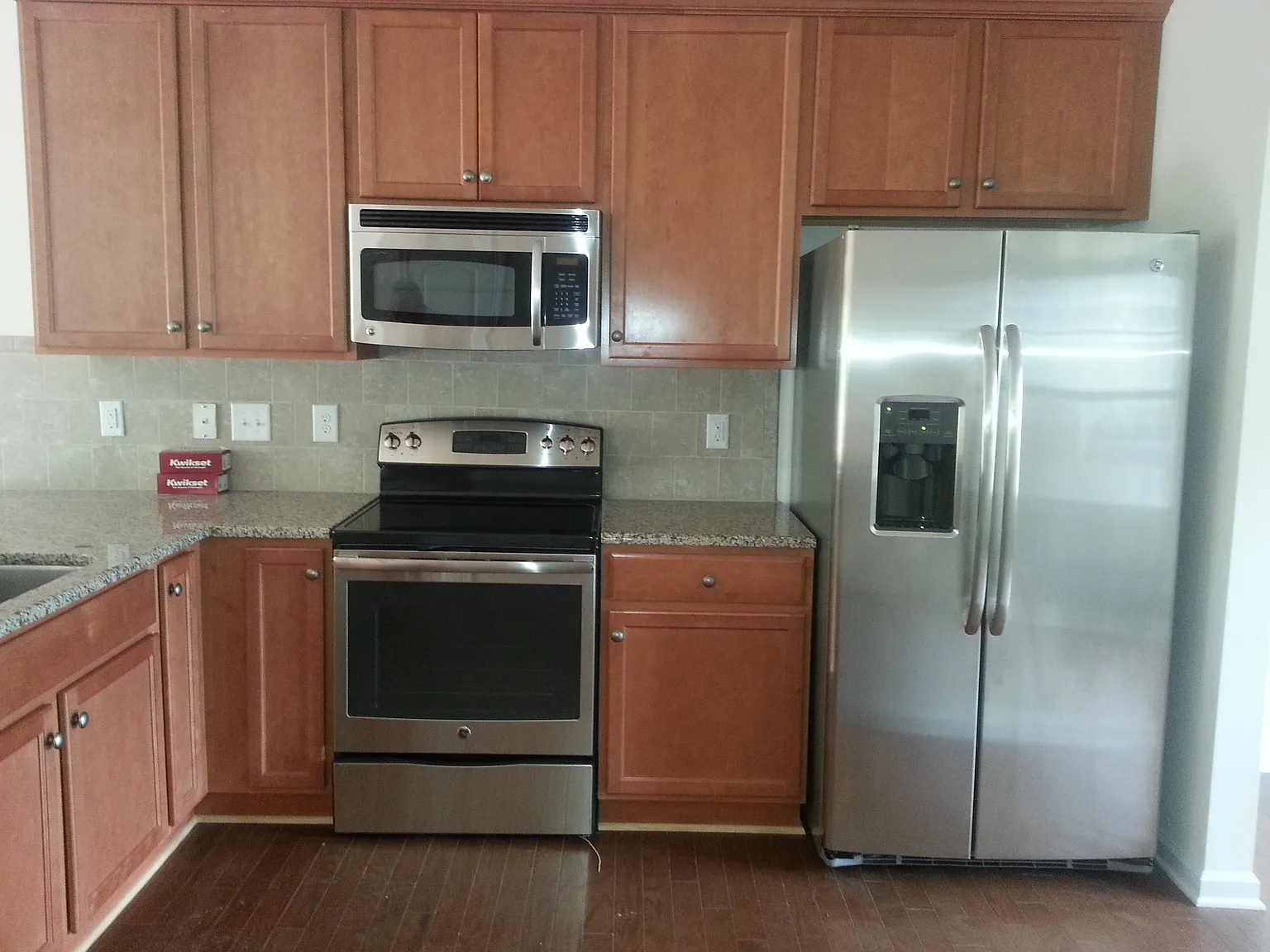 3 bed, 2.5 bath, 1553 sqft, $1,850 — Photo 4
