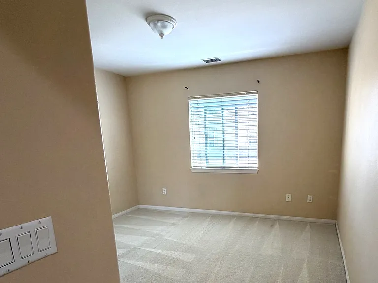 6363 Hazel St — Photo 11