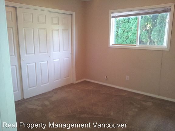 4th image of 736 15th St