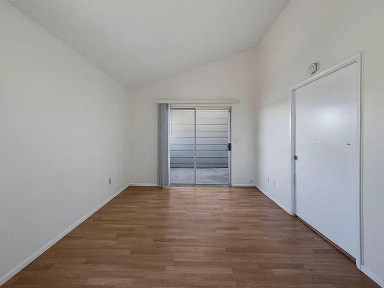 21421 Juan Ave #6 — Photo 14
