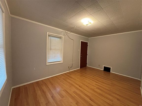 5th image of 144 Victory Dr