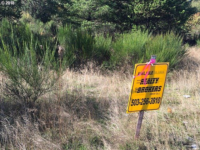 2nd image of 15241 N Us Highway 101
