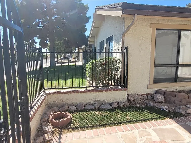 600 Woodmount Dr — Photo 9