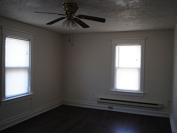 5th image of 700 Virginia Ave APT 2