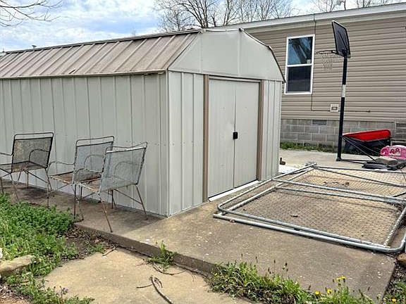 4th image of 1225 Madison St #205
