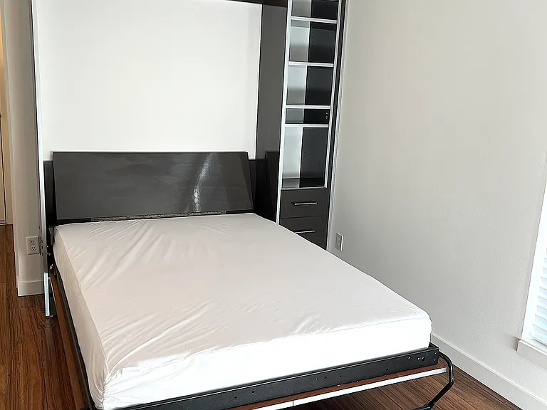 Viridian Apartments — Photo 12
