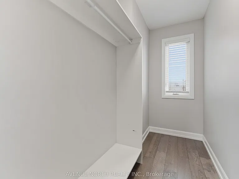 2676 Ayers Ave — Photo 11
