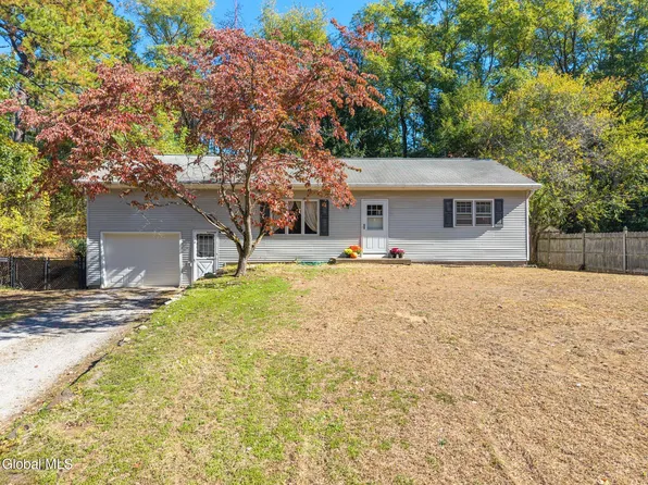 1326 Kings Road, Schenectady, NY 12303