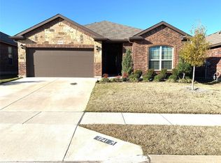 1741 Kachina Lodge Rd, Fort Worth, TX 76131