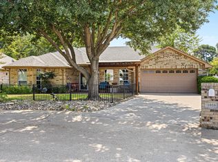 1016 Hayden Ct, Granbury, TX 76048