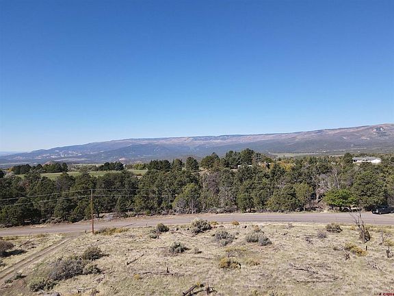 4th image of 19296 Surface Creek Road