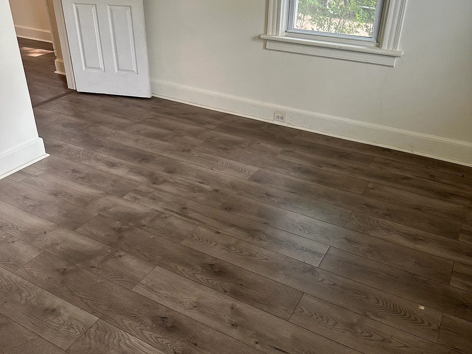 1 bed, 1200 sqft, $1,800 — Photo 1