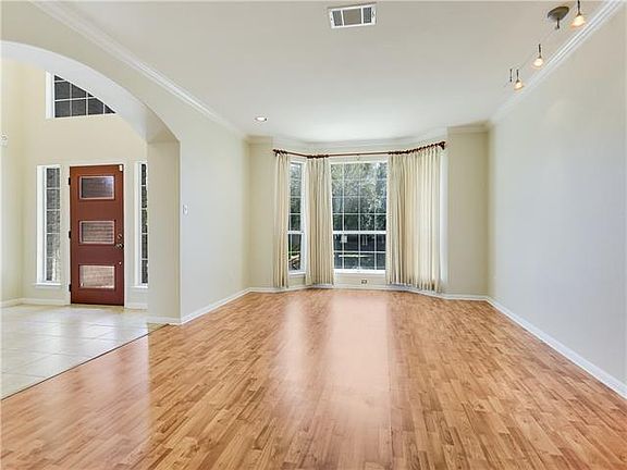 5th image of 3810 Concord Dr