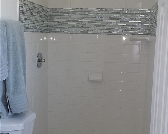 4th image of 7562 Deville Dr