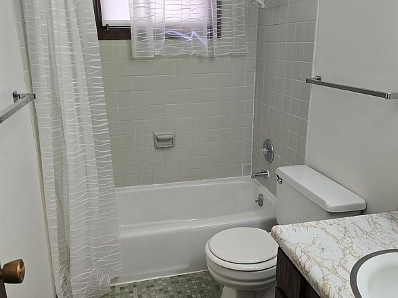 4th image of 3255 S 12th St