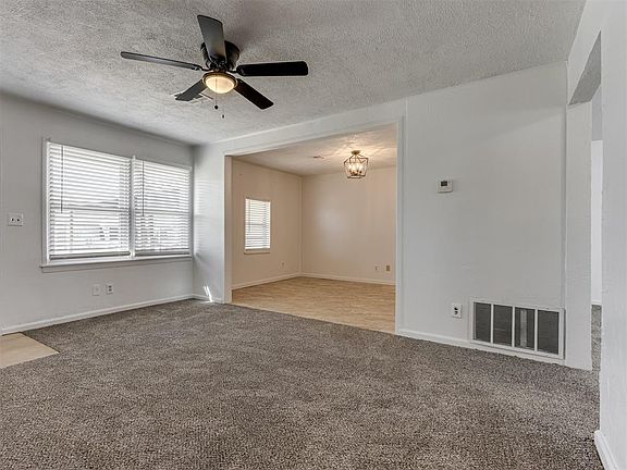 4th image of 4417 SE 40th St