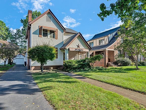 3rd image of 2315 Maiden Ln SW