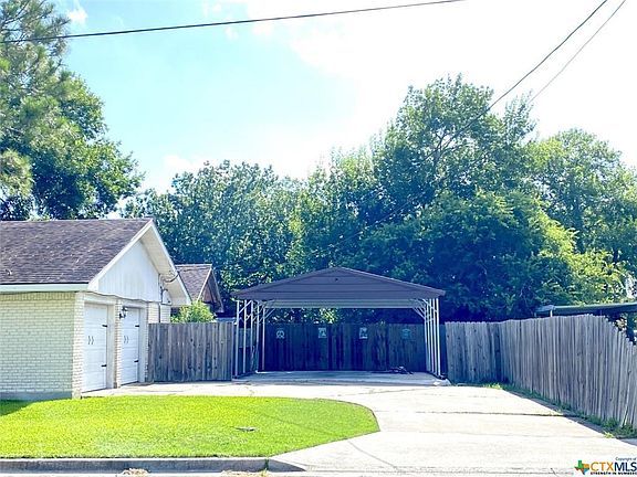 2nd image of 1001 Halsey St