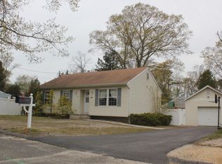 886 Cypress Ave, Brick, NJ 08723