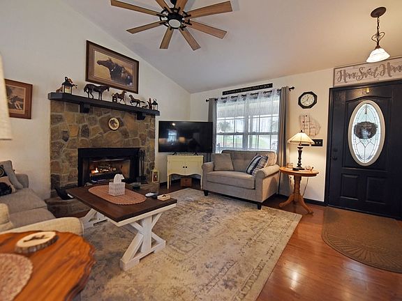 5th image of 785 Rizzitello Ln