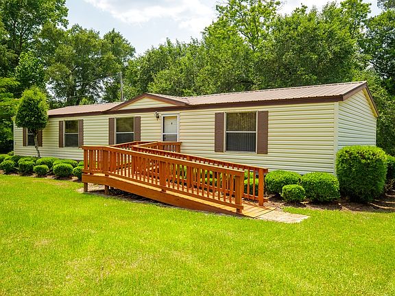 2nd image of 3944 Hershel Dr E