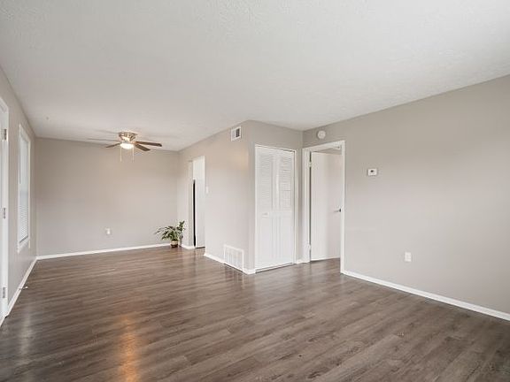 2nd image of 1632 Greentree Blvd APT 709
