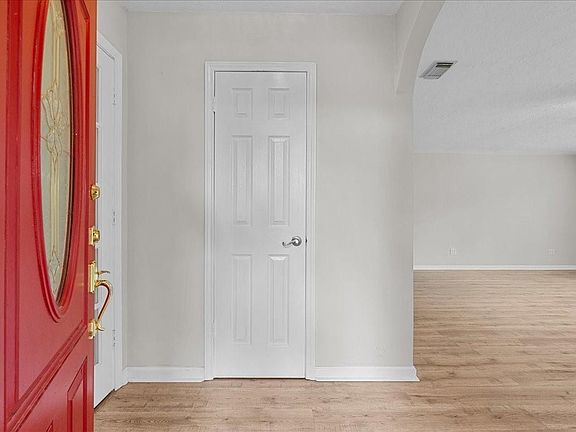 3rd image of 10023 Kirkwren Dr