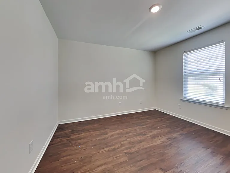 138 Blackwater Way — Photo 12