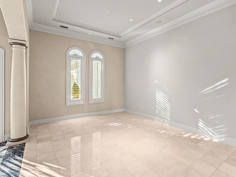 4624 Byron Cir — Photo 8
