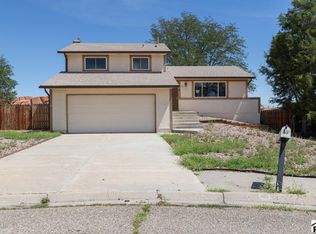 37 Belvista Ct, Pueblo, CO 81001