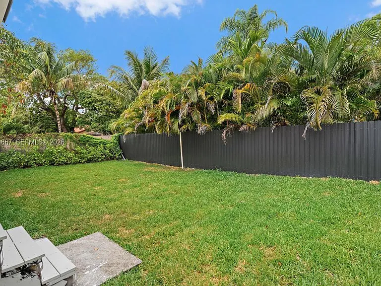 3759 Florida Ave — Photo 7