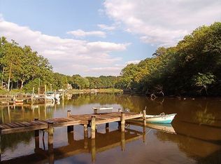 985 Hillendale Dr, Annapolis, MD 21409