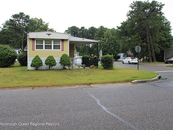 4th image of 9 Linden Ct