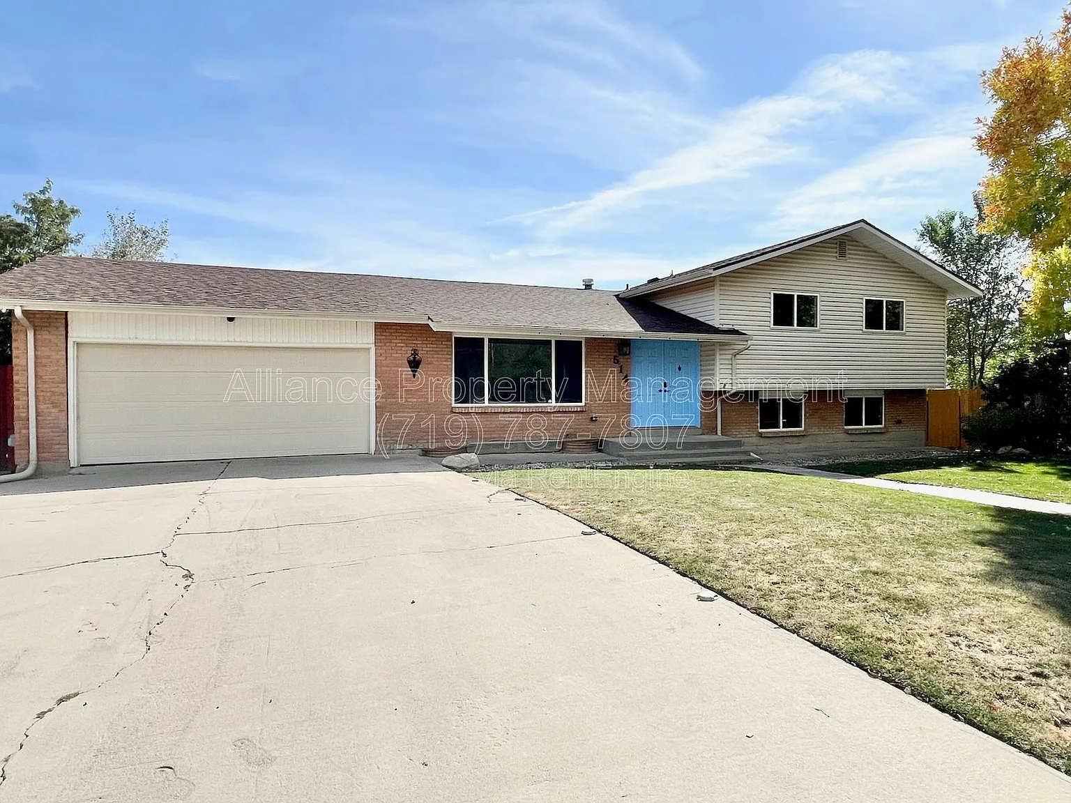 4 bed, 3.0 bath, 2698 sqft, $2,395 — Photo 3