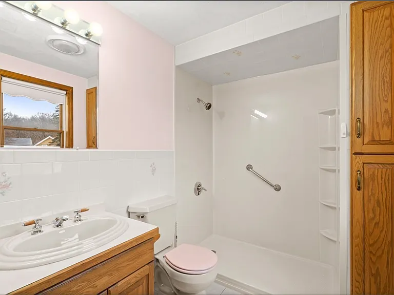 15 Landers Rd — Photo 24