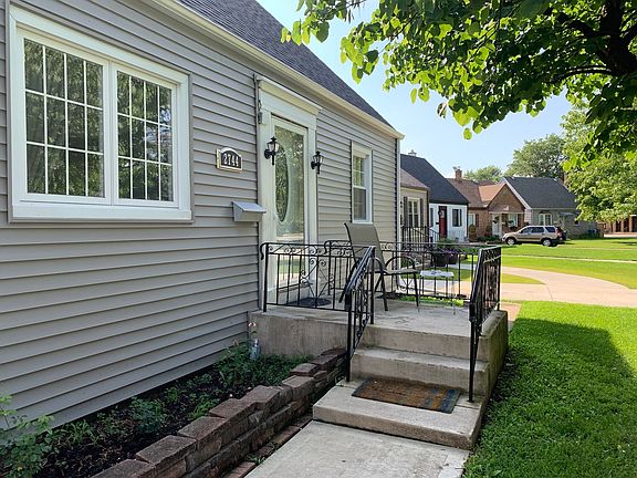 2nd image of 2744 Elder Ln