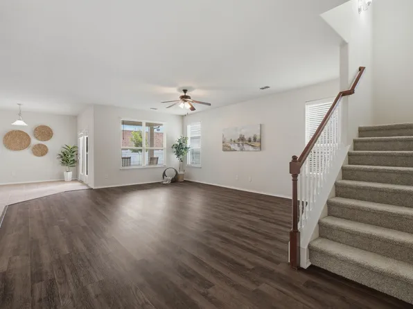 1108 Black Cherry Dr, Aubrey, TX 76227