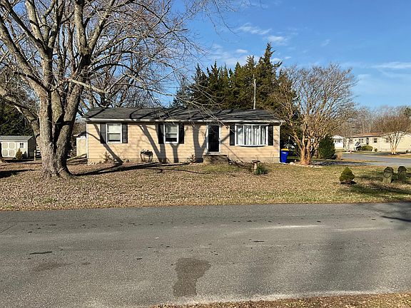 2nd image of 27783 Oak Meadow Dr