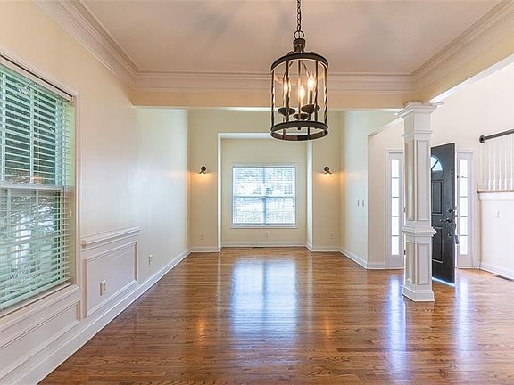 5th image of 2515 Kingsbrooke Ln